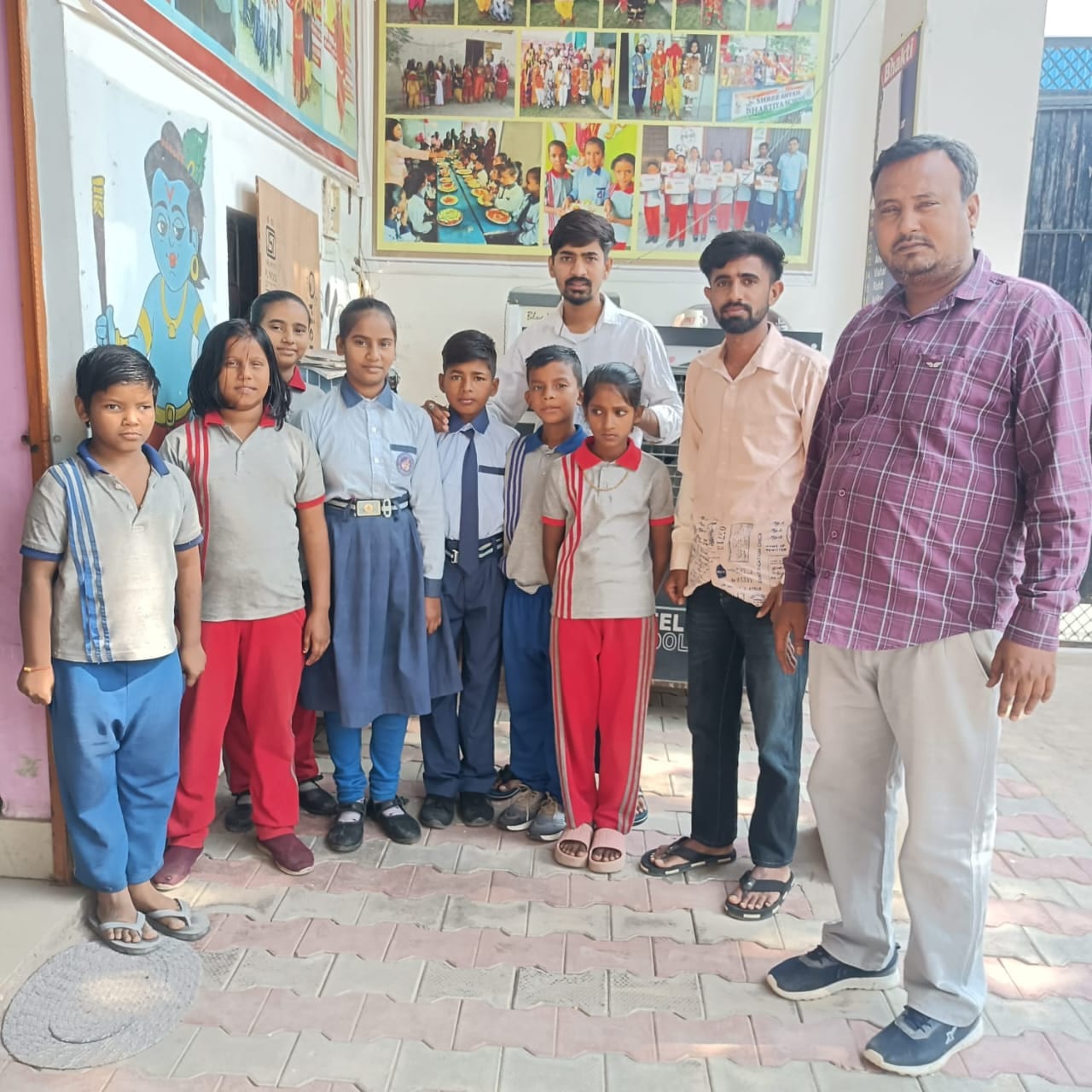 Ganganagar Volunteer's School Visit: A Crucial Step in Understanding Children's Progress